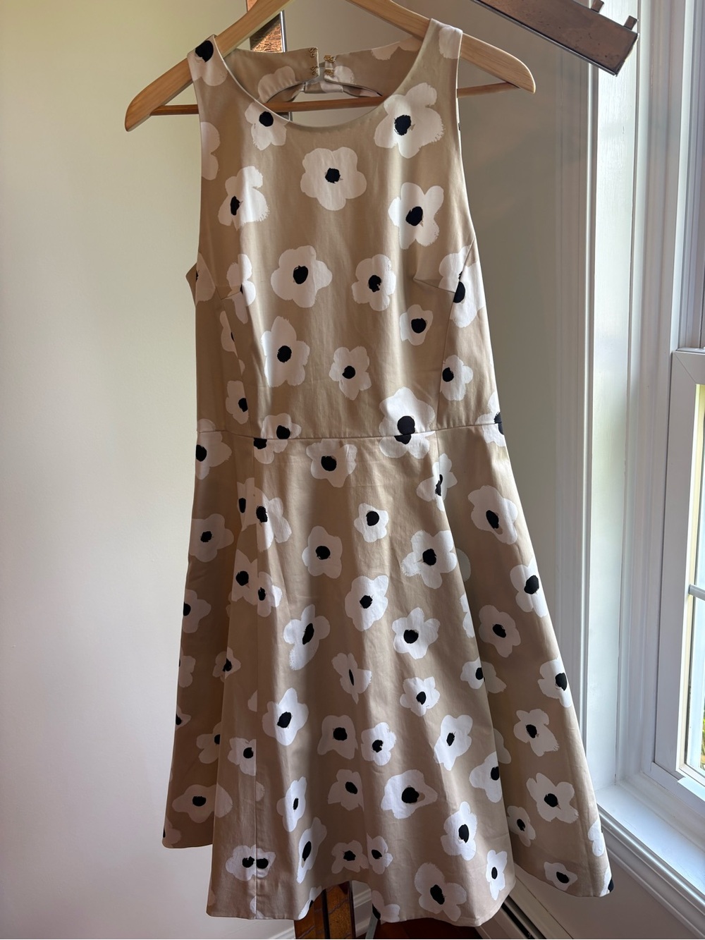 kate spade Beige Floral Sleeveless Fit-and-Flare Dress With Pockets